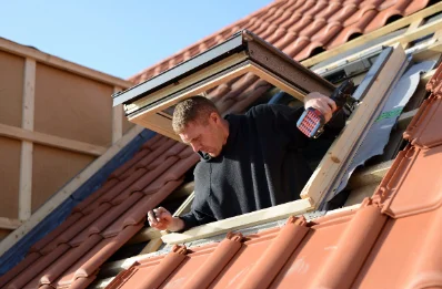 Pose de fenêtres de toit Velux aux Billaux